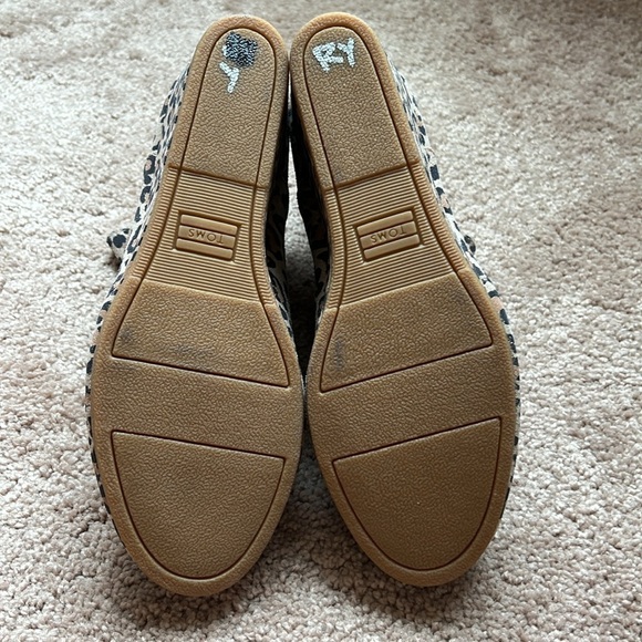 NWT TOMS Womens Side Gores Kelsey Suede Wedge Booties - Picture 6 of 6